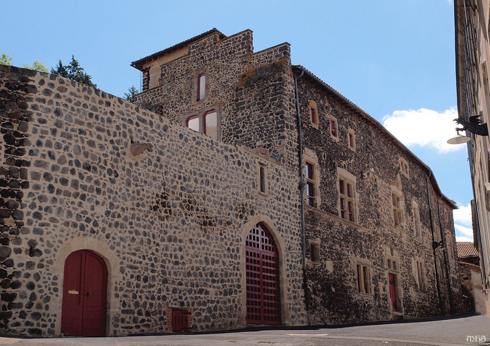 La Maison des Gardes usson